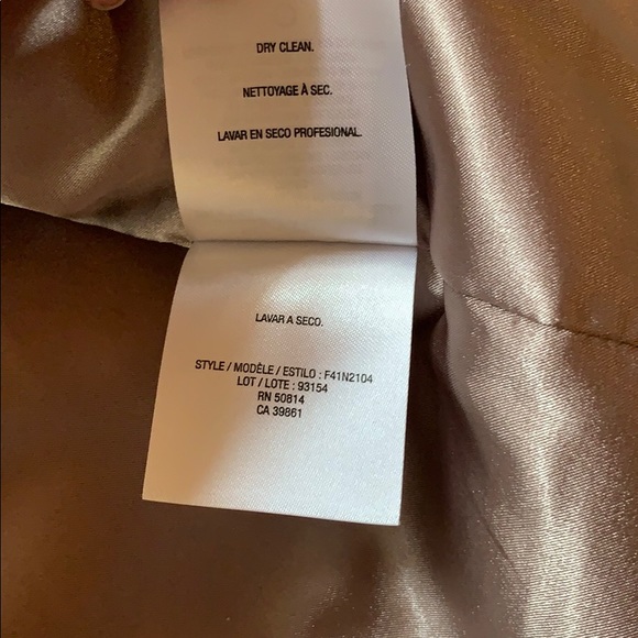 T Tahari Blazer - Picture 5 of 6